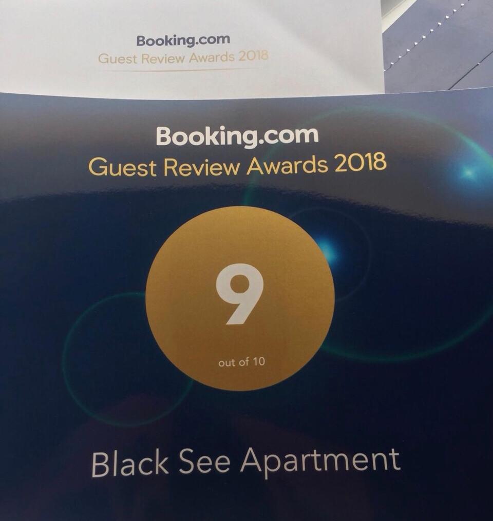 Black See Apartment 코불레티 외부 사진