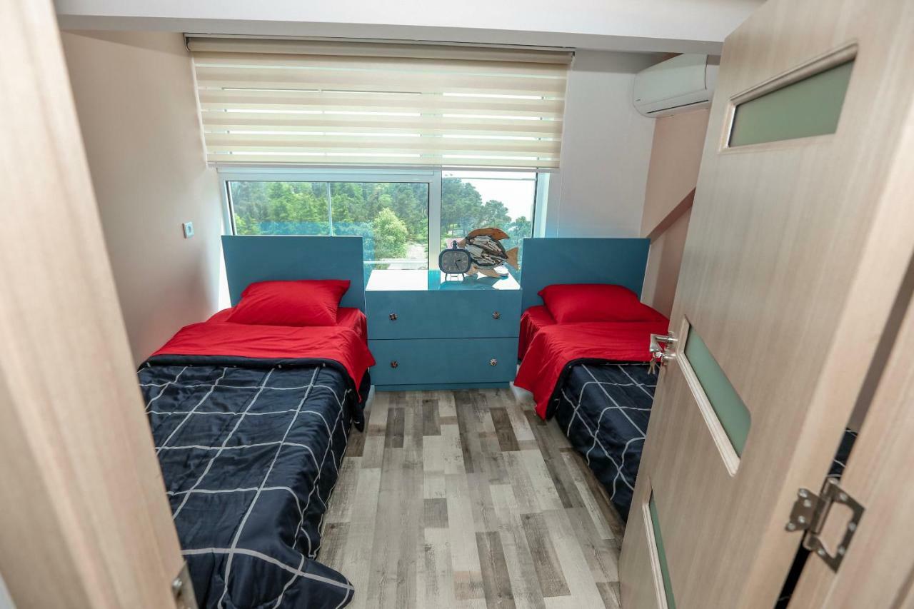 Black See Apartment 코불레티 외부 사진